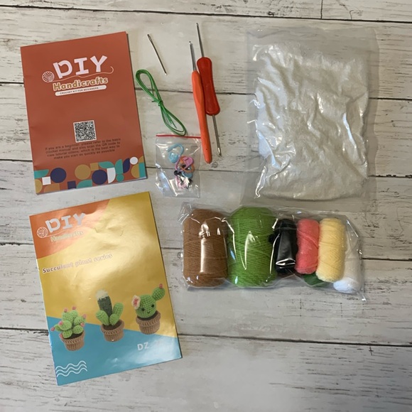 Other - DIY Yarn succulent plant series